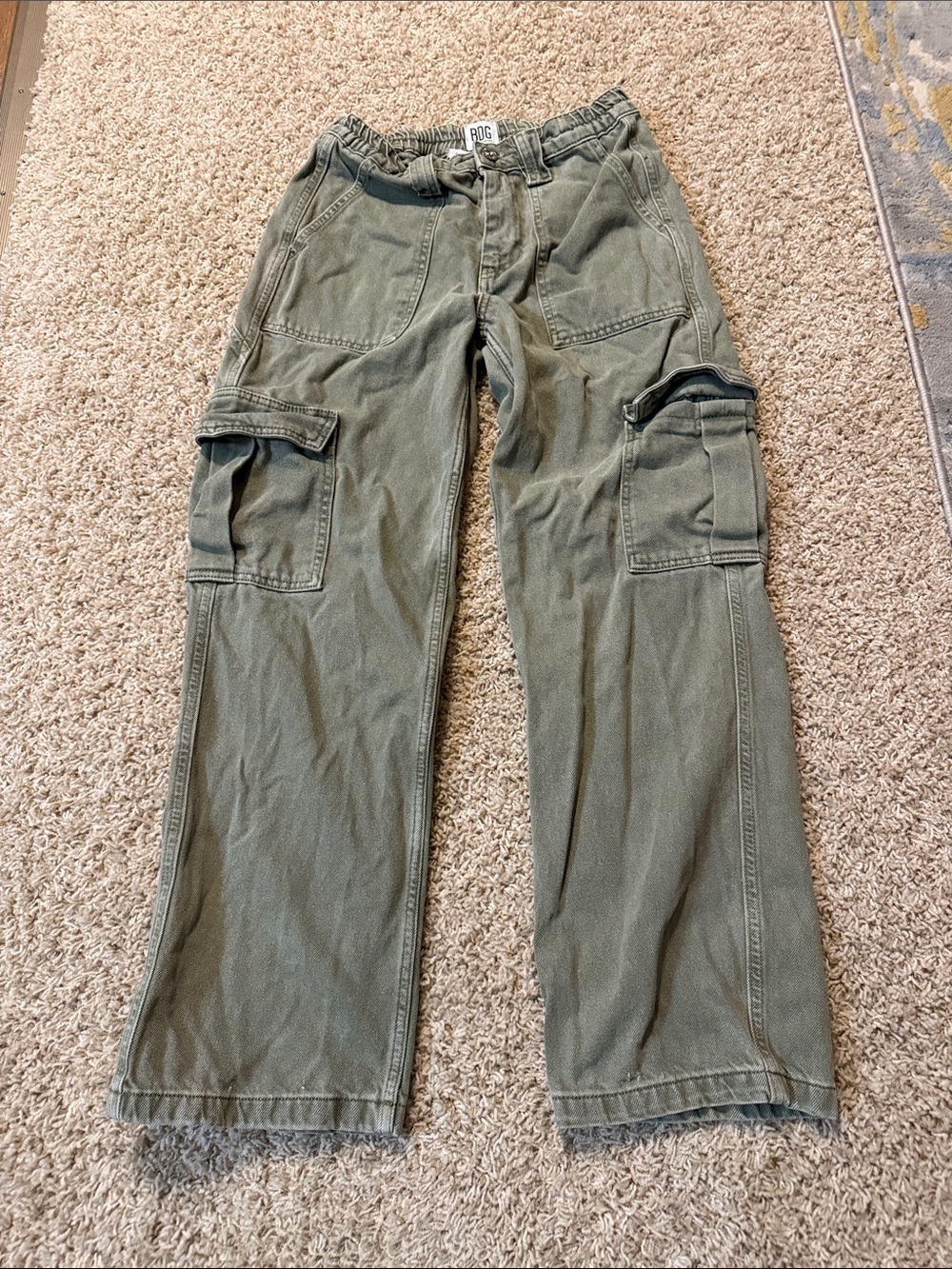 Women’s Olive Cargo Pants